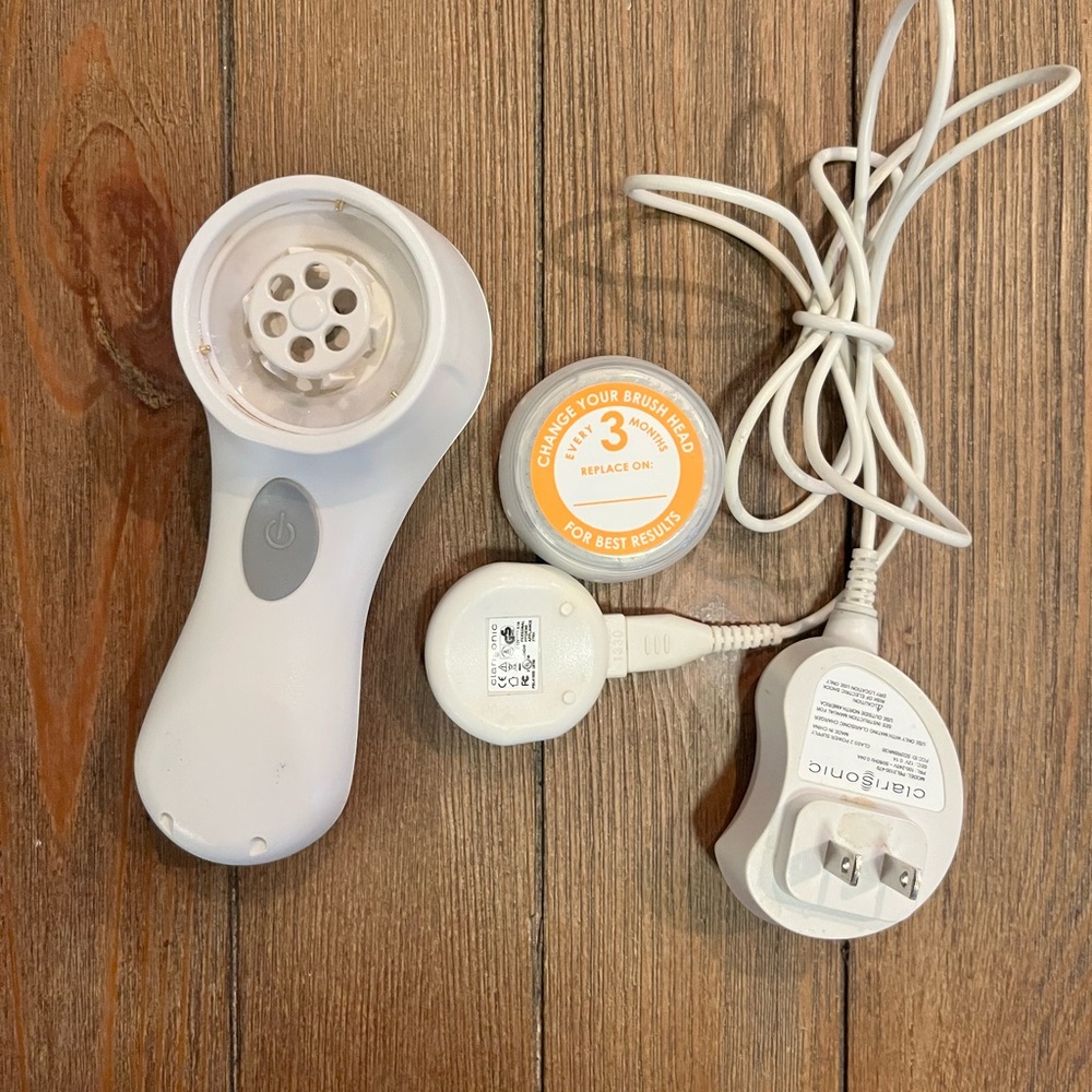 Clarisonic Mia White Facial Cleansing Brush